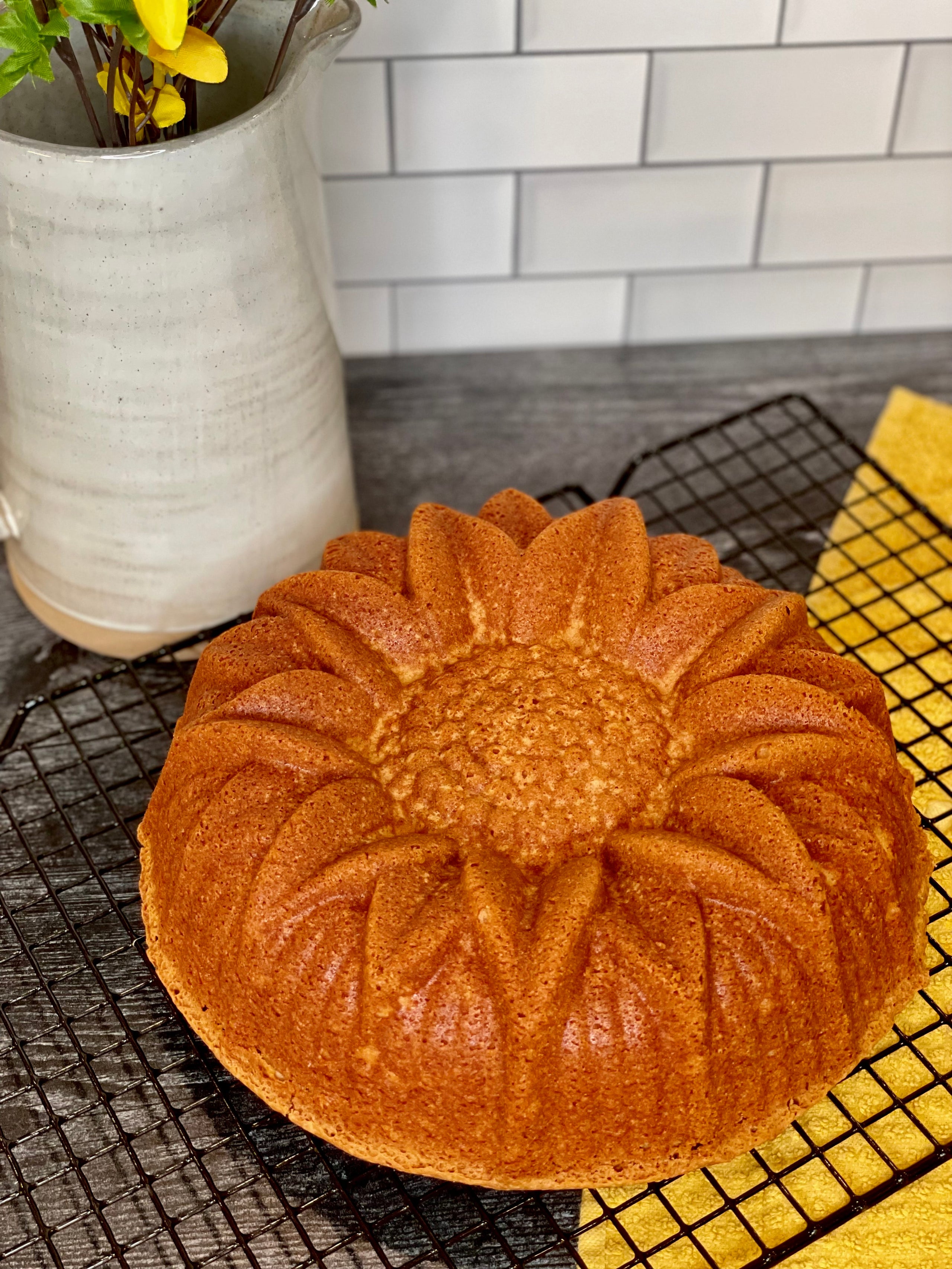 Curtis Stone Stone Bundt Cake Pan Nordic Ware Sunflower Cake Pan